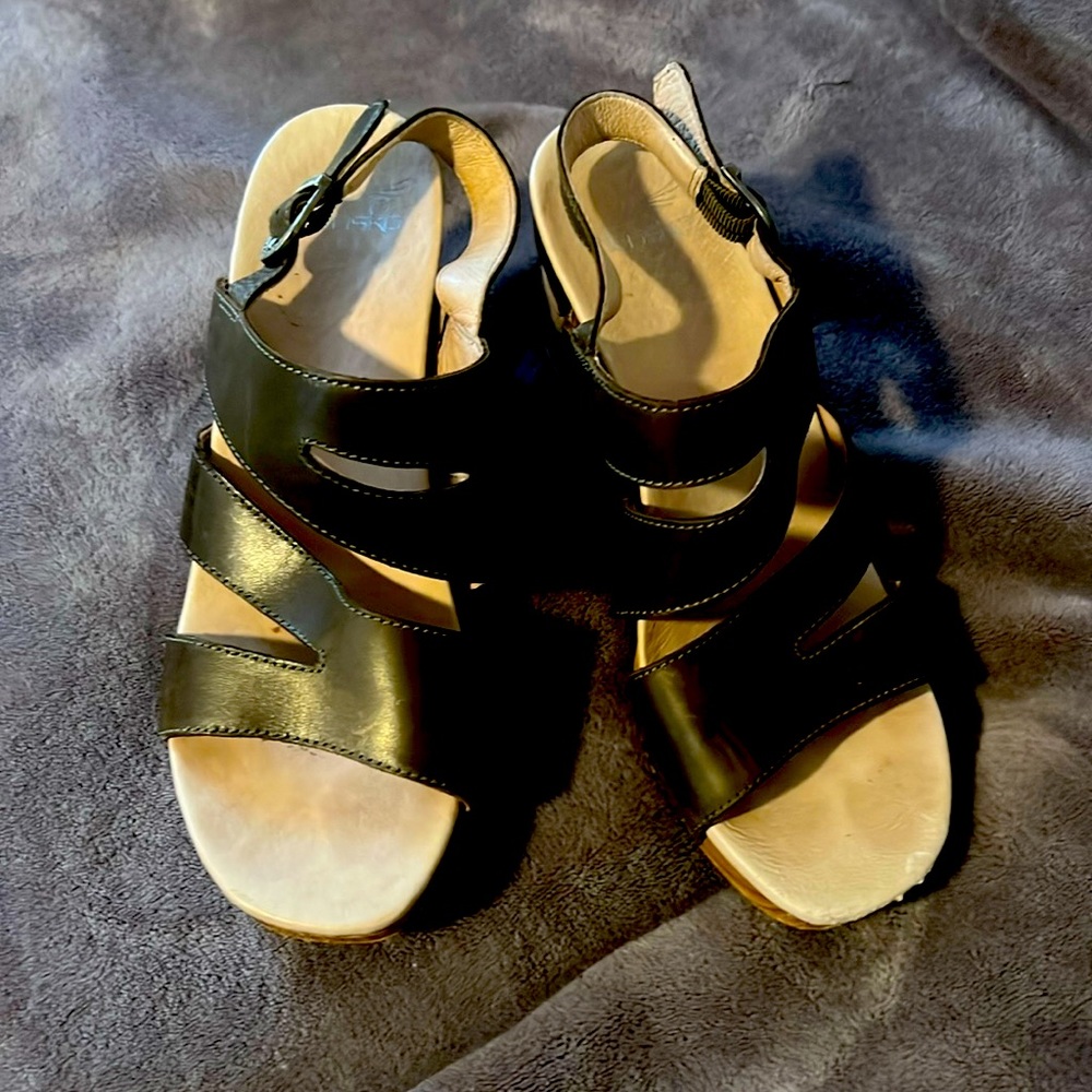 Dansko Olive green heel sandals